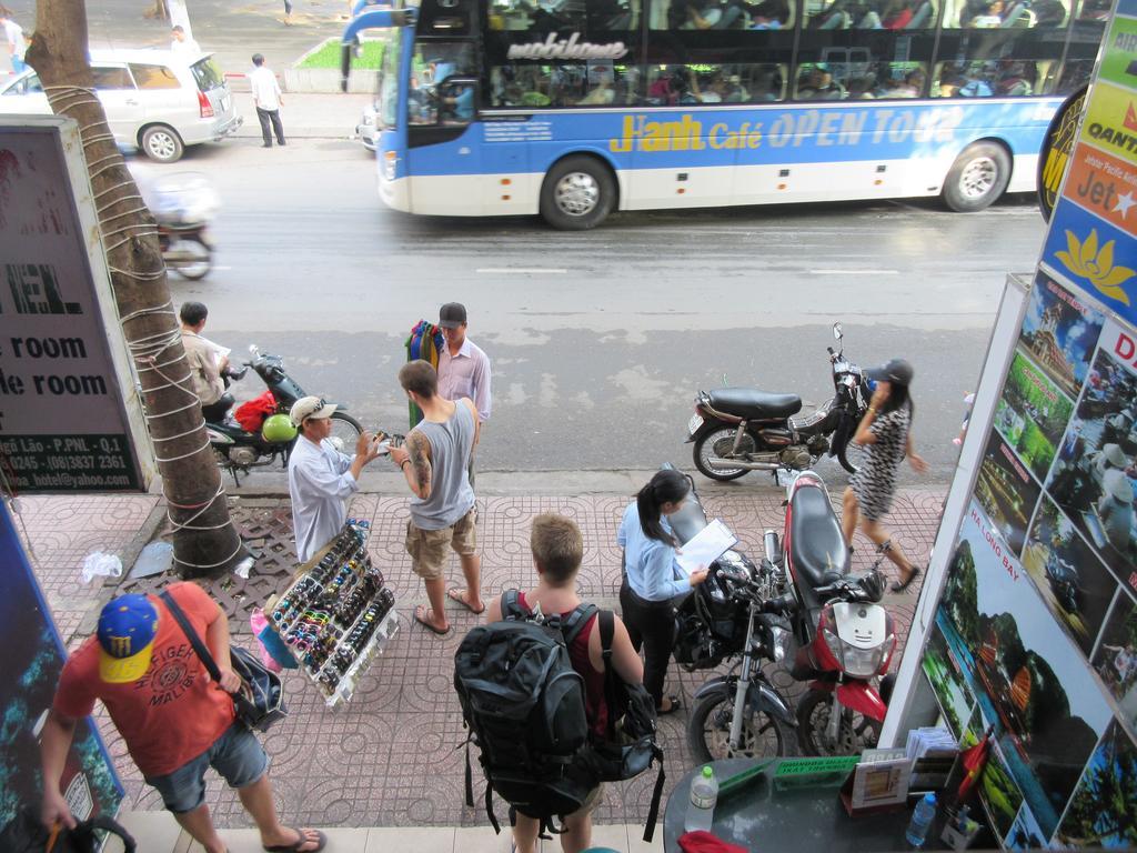 Reddoorz @ Pham Ngu Lao Street 4 Hotel Ho Chi Minh City Bagian luar foto