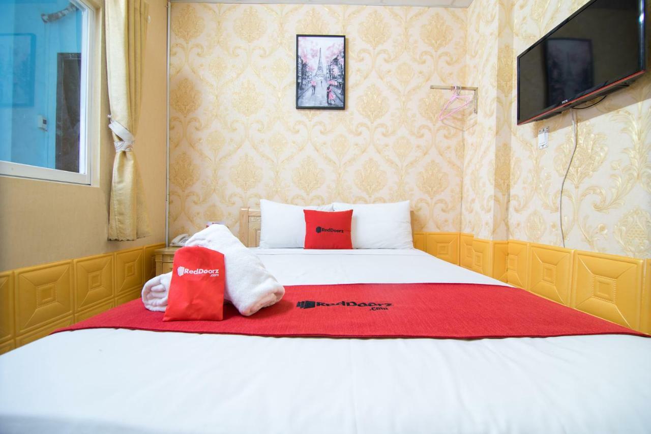 Reddoorz @ Pham Ngu Lao Street 4 Hotel Ho Chi Minh City Bagian luar foto