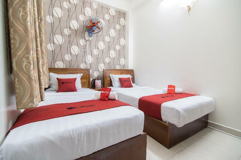 Reddoorz @ Pham Ngu Lao Street 4 Hotel Ho Chi Minh City Bagian luar foto